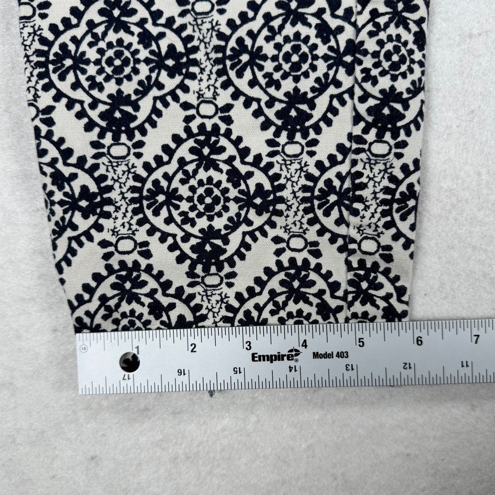 Ann Taylor LOFT Marisa Riviera Pants Womens 4 Black White Medallion Cropped 4 - Picture 9 of 11